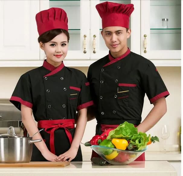Áo bếp trưởng: chọn thế nào cho đúng vị thế người đứng bếp