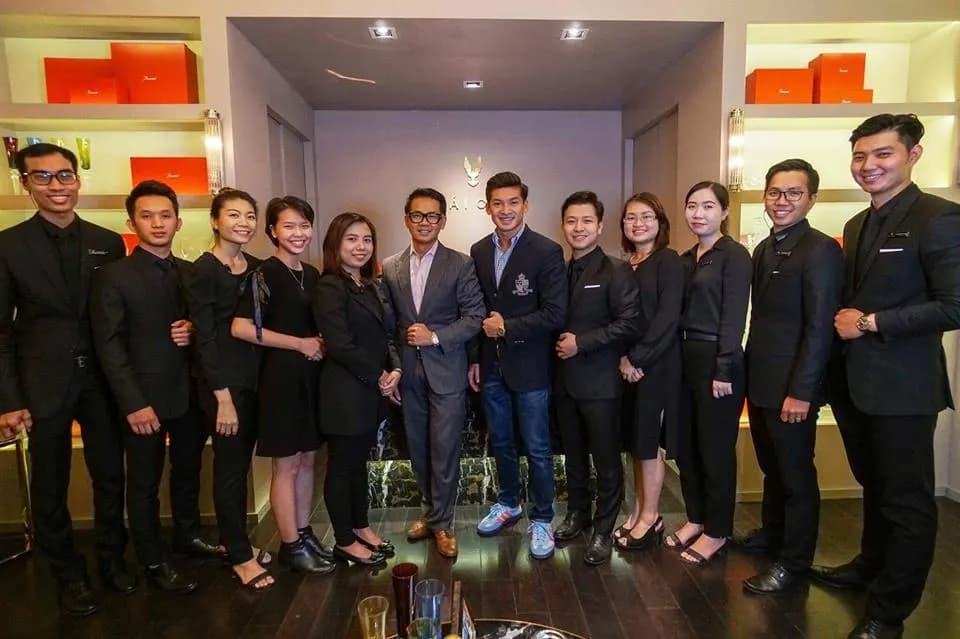 Công ty may đồng phục tại HCM: 5 điều cần kiểm tra trước khi ký
