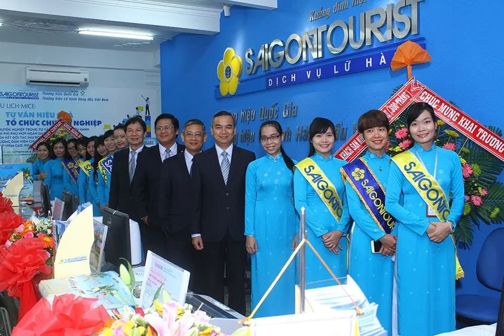 May đo đồng phục công sở TP.HCM khác may theo size ra sao