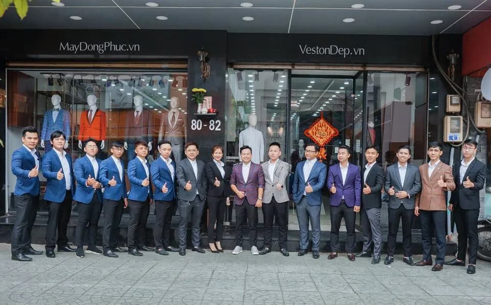 May đồng phục công ty: sáu bước từ khảo sát đến giao hàng