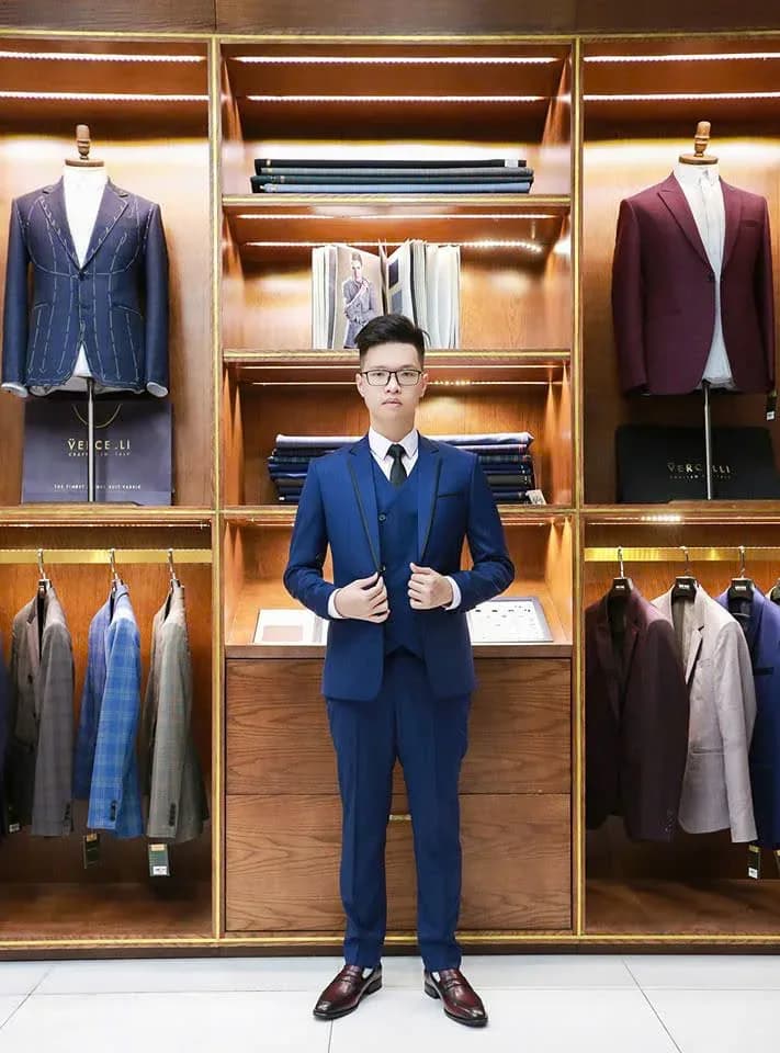 100 bộ đồng phục veston mất bao lâu để sản xuất?