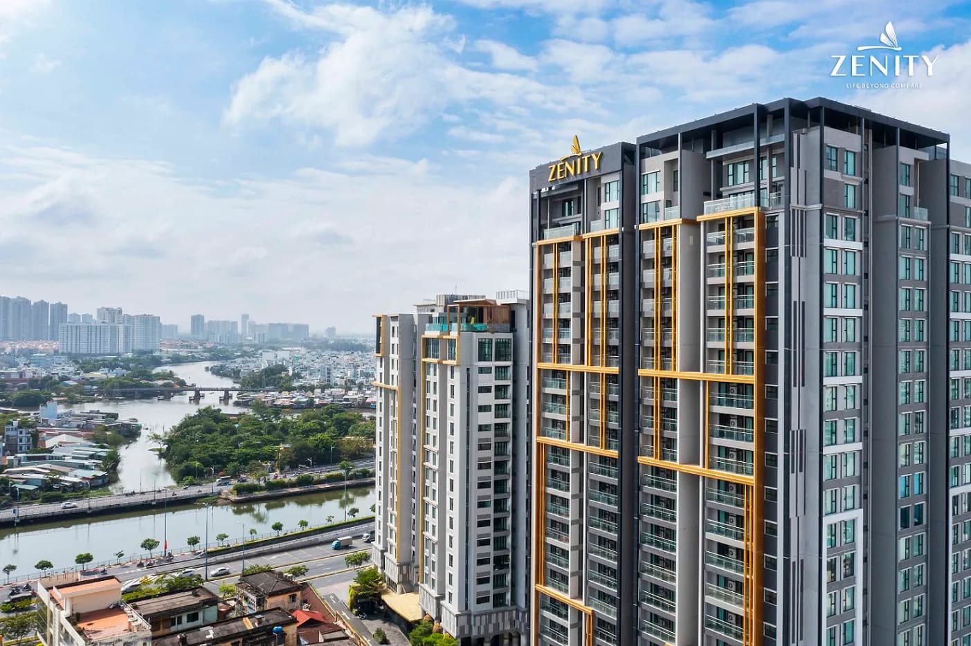 Mon Amie may đồng phục cho CapitaLand