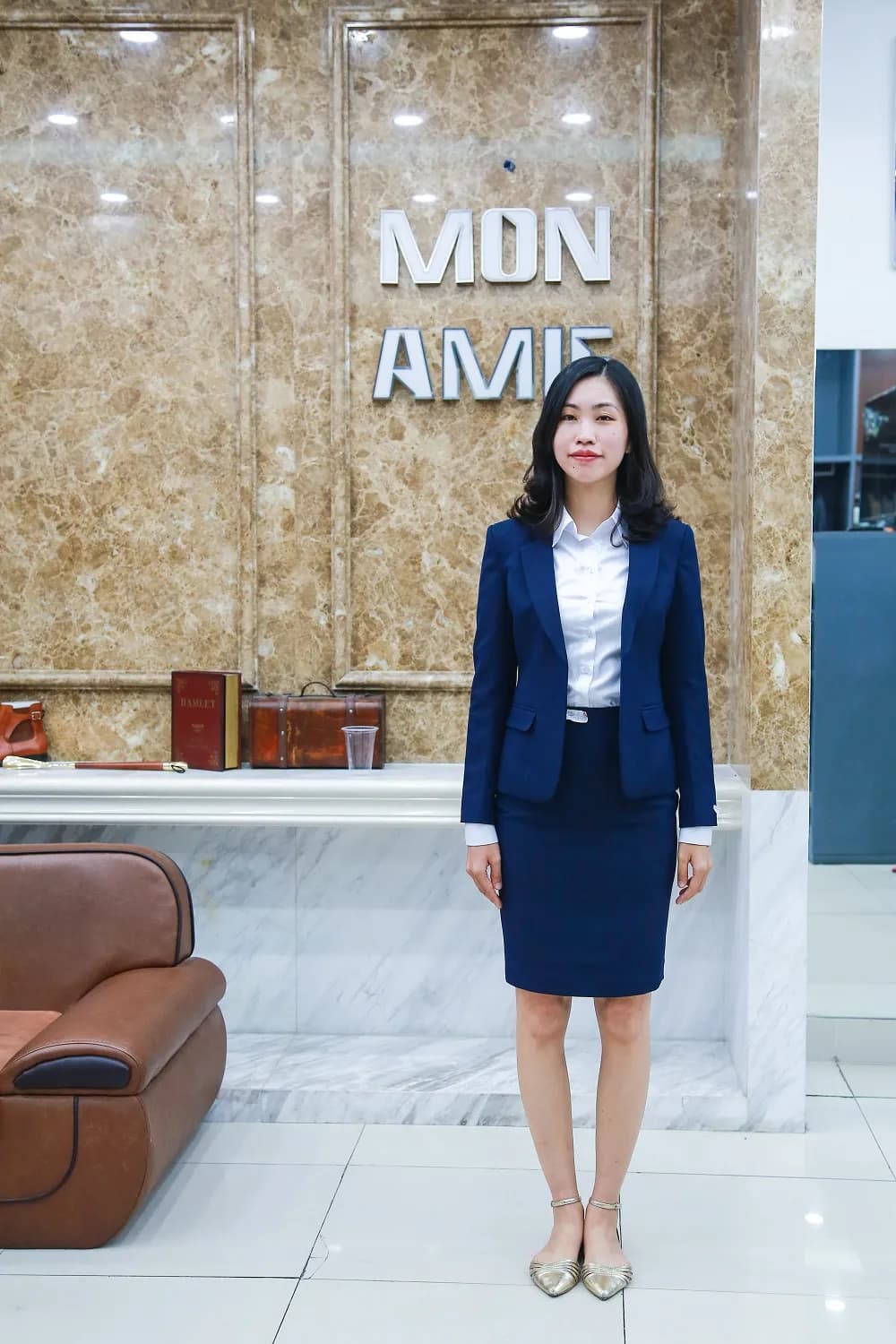 Chọn màu đồng phục theo nhận diện thương hiệu