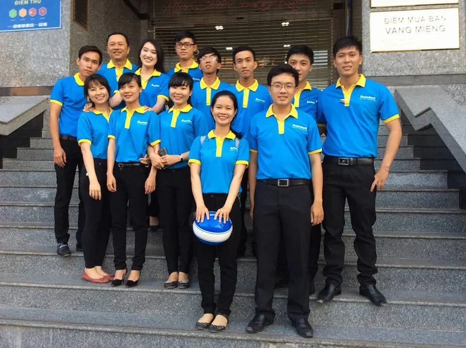 Áo phông đồng phục TP.HCM: chọn vải, kiểu cổ và cách in