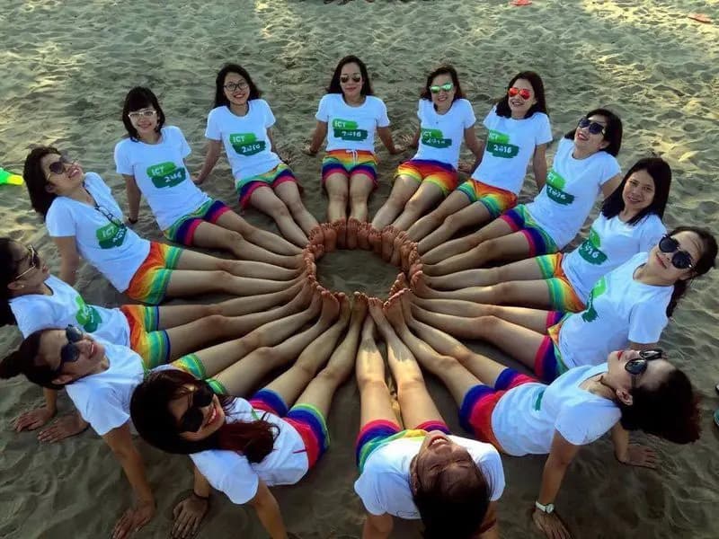 Áo thun nhóm Biên Hòa: chọn vải, chọn form và cách in
