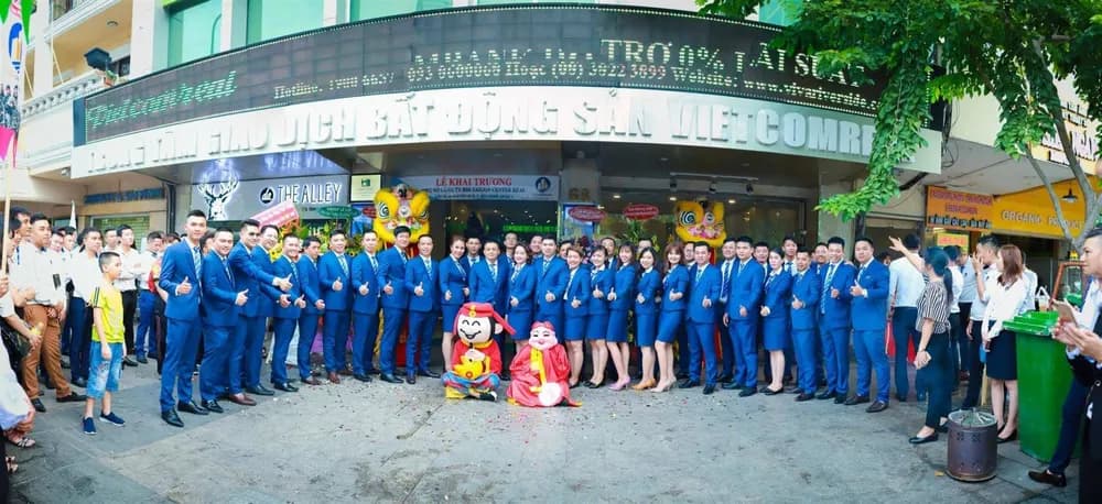 May đồng phục công sở ở đâu đẹp: 6 tiêu chí chọn xưởng