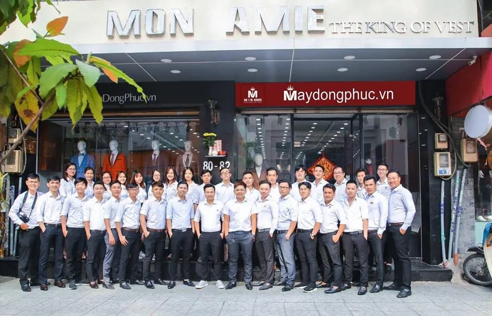 May đồng phục sơ mi: chọn vải, cổ áo và form