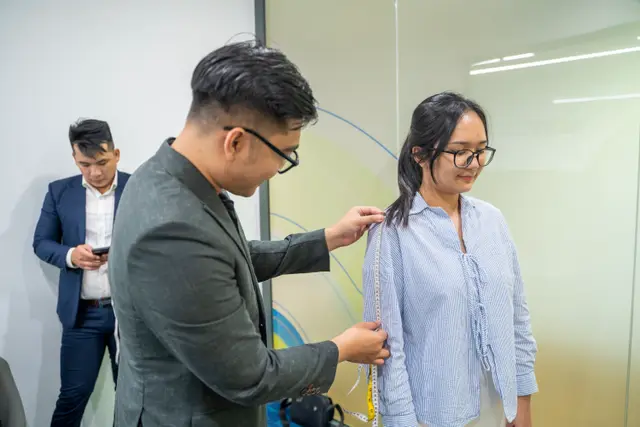 Mon Amie may đồng phục cho Chứng khoán ACBS — 8/63