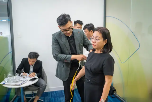 Mon Amie may đồng phục cho Chứng khoán ACBS — 40/63