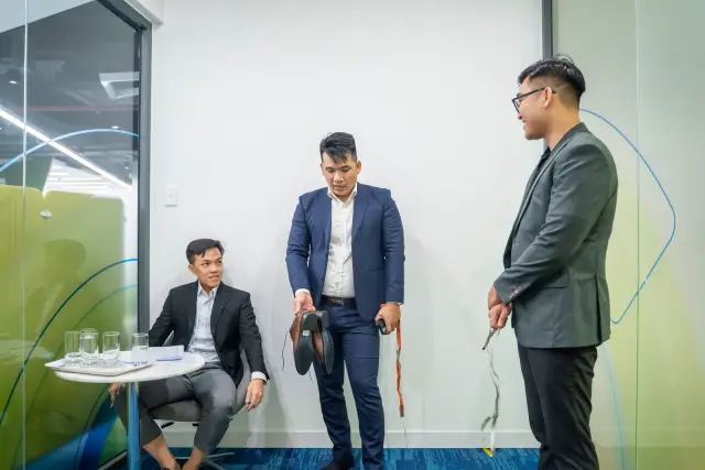 Mon Amie may đồng phục cho Chứng khoán ACBS — 52/63