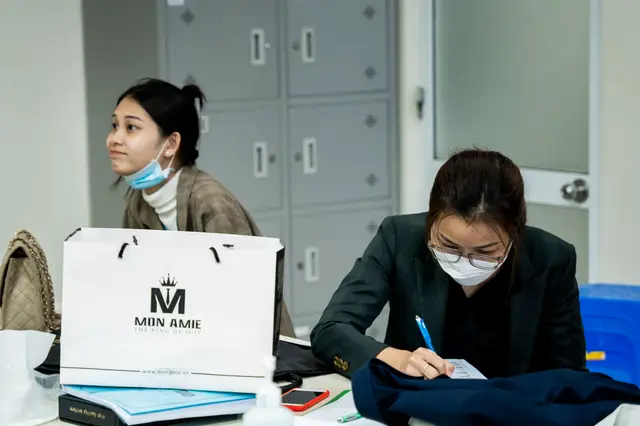 Mon Amie may đồng phục cho Bệnh viện Hoàn Mỹ Sài Gòn — 9/34