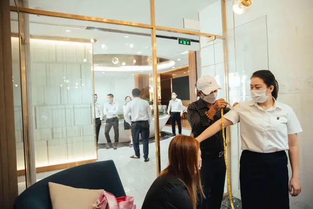 Mon Amie may đồng phục cho Blue Sea Group — 3/14