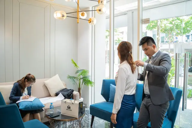 Mon Amie may đồng phục cho Blue Sea Group — 11/14