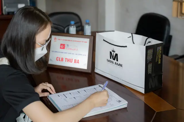 Mon Amie may đồng phục cho Công ty CP Phát triển Bóng đá Đồng Tháp — 9/42