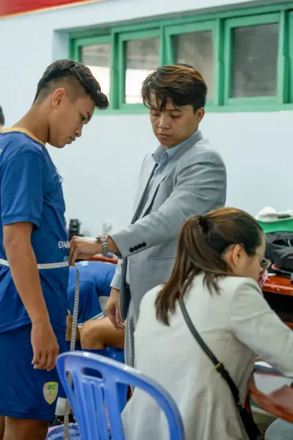 Mon Amie may đồng phục cho Công ty CP Phát triển Bóng đá Đồng Tháp — 20/42