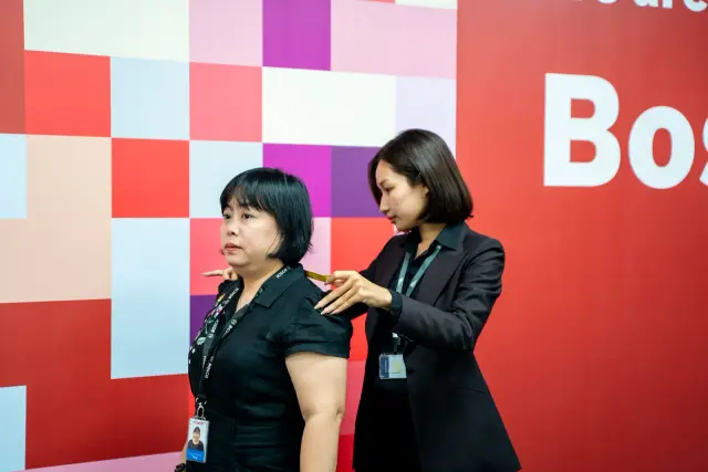 Mon Amie may đồng phục cho BOSCH — 23/71