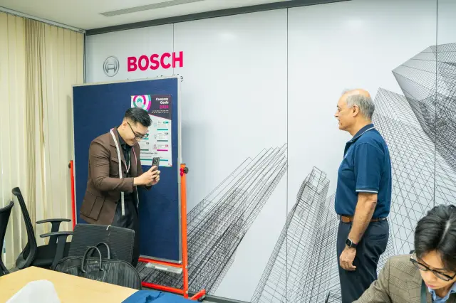 Mon Amie may đồng phục cho BOSCH — 37/71