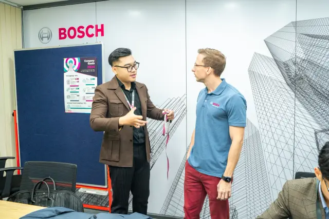 Mon Amie may đồng phục cho BOSCH — 41/71