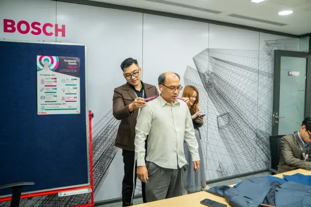Mon Amie may đồng phục cho BOSCH — 55/71