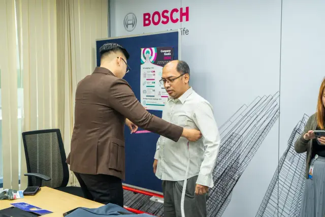 Mon Amie may đồng phục cho BOSCH — 57/71
