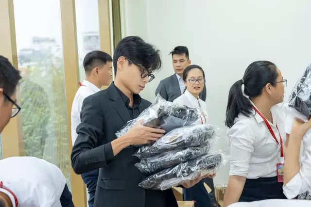 Mon Amie may đồng phục cho COSMO Academy — 2/37