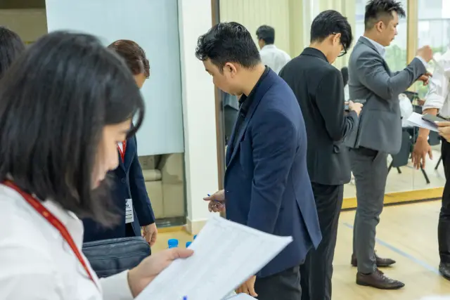 Mon Amie may đồng phục cho COSMO Academy — 34/37