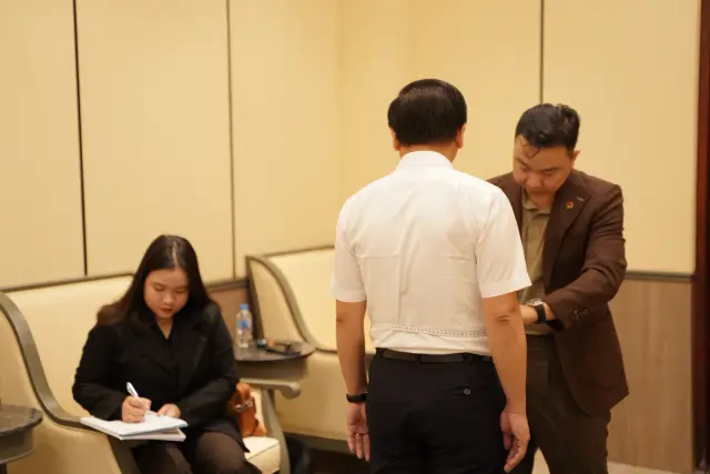 Mon Amie may đồng phục cho Trường Đại học Bách Khoa TP.HCM — 9/12