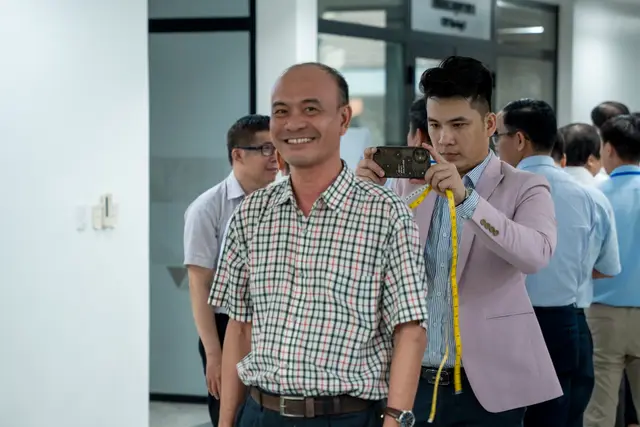 Mon Amie may đồng phục cho Trường Đại học Công Thương TP.HCM — 3/21