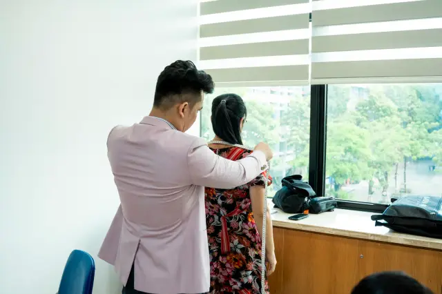 Mon Amie may đồng phục cho Trường Đại học Công Thương TP.HCM — 12/21