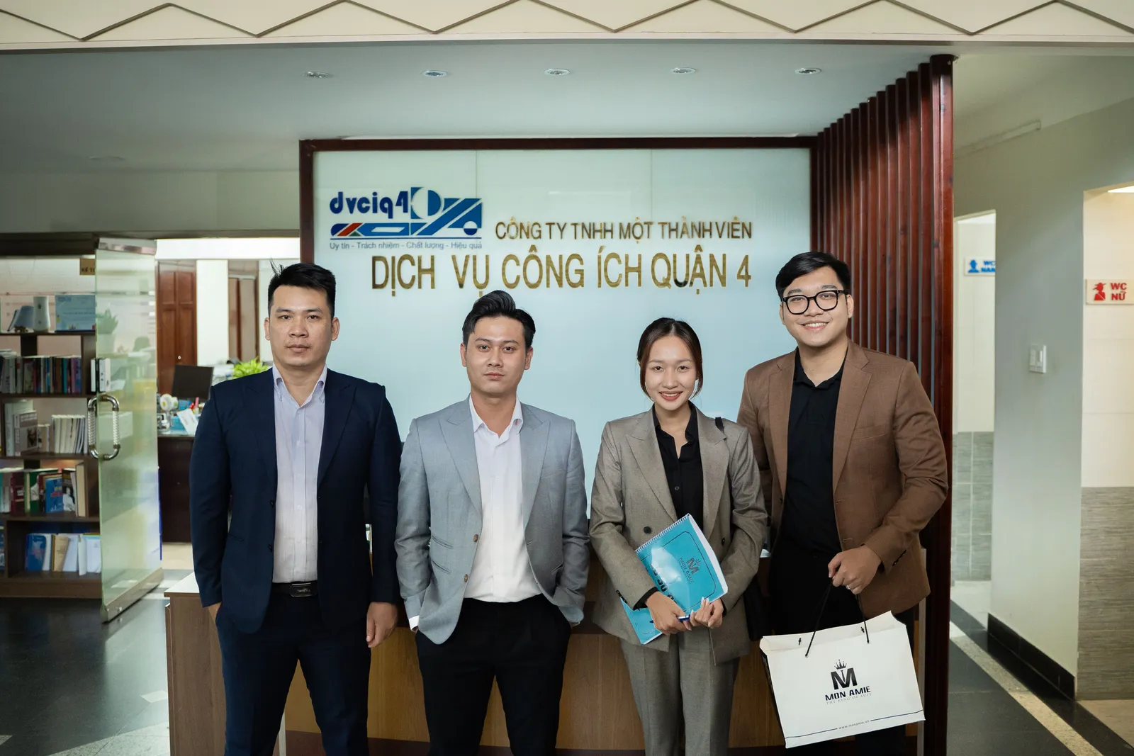 Mon Amie may đồng phục cho Công ty Dịch vụ Công ích Quận 4 — 1/26