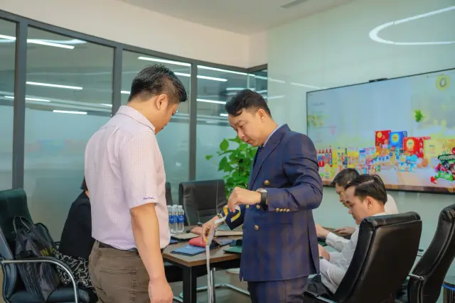 Mon Amie may đồng phục cho Tập đoàn KIDO — 14/27