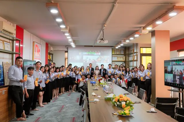 Mon Amie may đồng phục cho Nhân Kiệt — 4/5