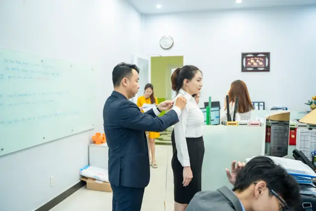 Mon Amie may đồng phục cho Nhựa Đạt Hòa — 34/95