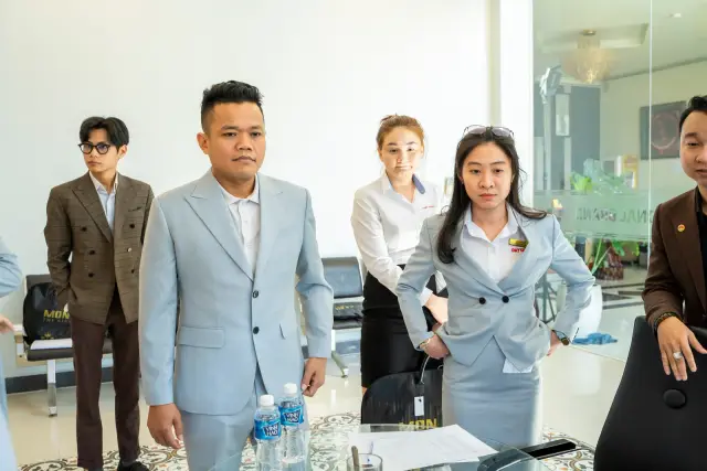 Mon Amie may đồng phục cho Nhựa Đạt Hòa — 90/95