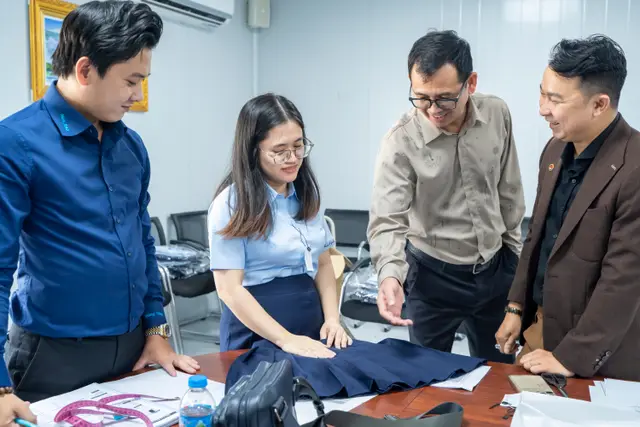 Mon Amie may đồng phục cho PetroVietnam Power Nhơn Trạch — 5/10