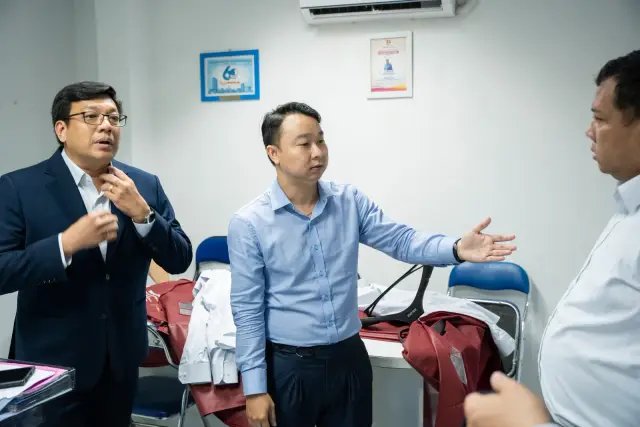 Mon Amie may đồng phục cho Trung tâm CTXH Thanh niên TP.HCM — 9/22