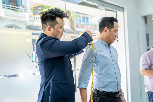 Mon Amie may đồng phục cho Viện Phát triển Nguồn nhân lực và Kinh doanh — UEH — 12/32