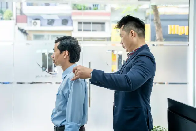 Mon Amie may đồng phục cho Viện Phát triển Nguồn nhân lực và Kinh doanh — UEH — 13/32