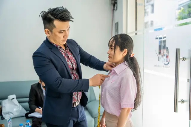 Mon Amie may đồng phục cho Viện Phát triển Nguồn nhân lực và Kinh doanh — UEH — 14/32
