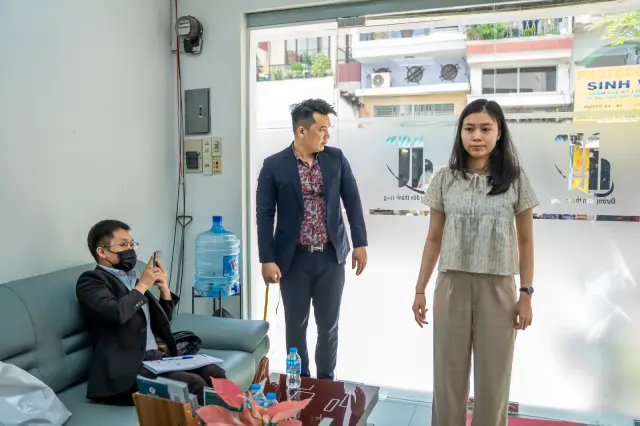 Mon Amie may đồng phục cho Viện Phát triển Nguồn nhân lực và Kinh doanh — UEH — 16/32