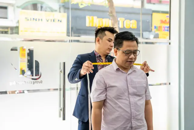 Mon Amie may đồng phục cho Viện Phát triển Nguồn nhân lực và Kinh doanh — UEH — 26/32