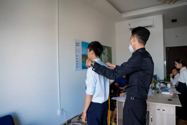 Mon Amie may đồng phục cho VNS — 3/7