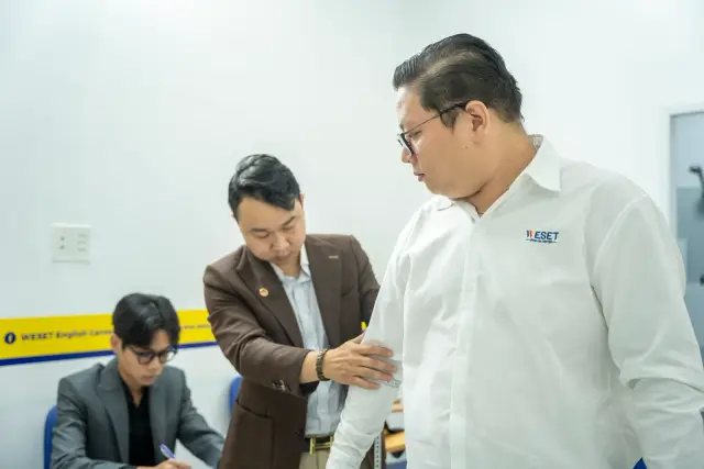 Mon Amie may đồng phục cho Weset English Center — 7/35