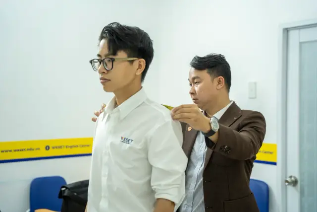 Mon Amie may đồng phục cho Weset English Center — 12/35