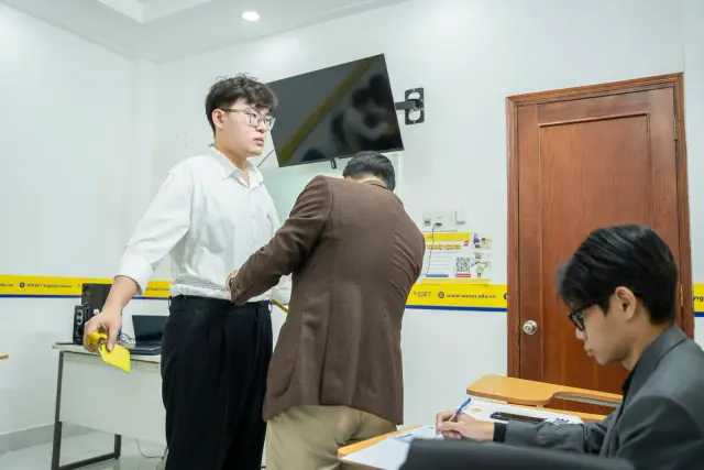 Mon Amie may đồng phục cho Weset English Center — 14/35