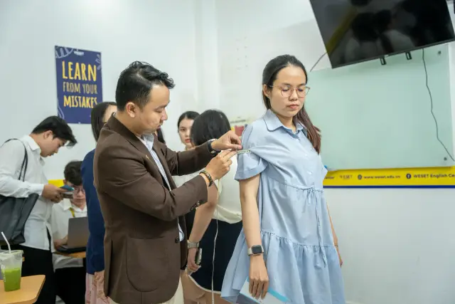 Mon Amie may đồng phục cho Weset English Center — 22/35