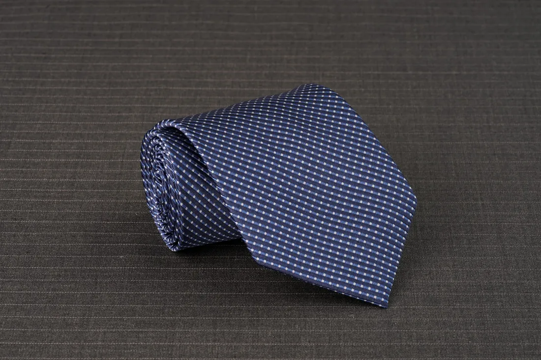 Cà vạt 50% lụa · 26 — 1/1