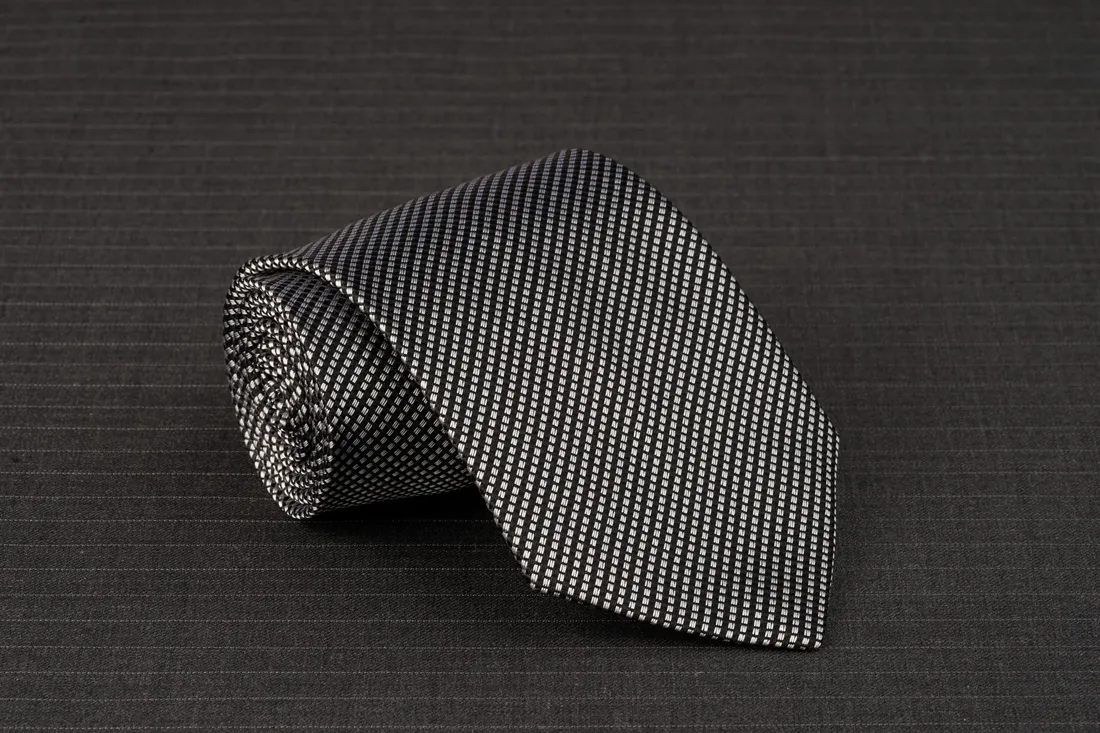Cà vạt 50% lụa · 43 — 1/1