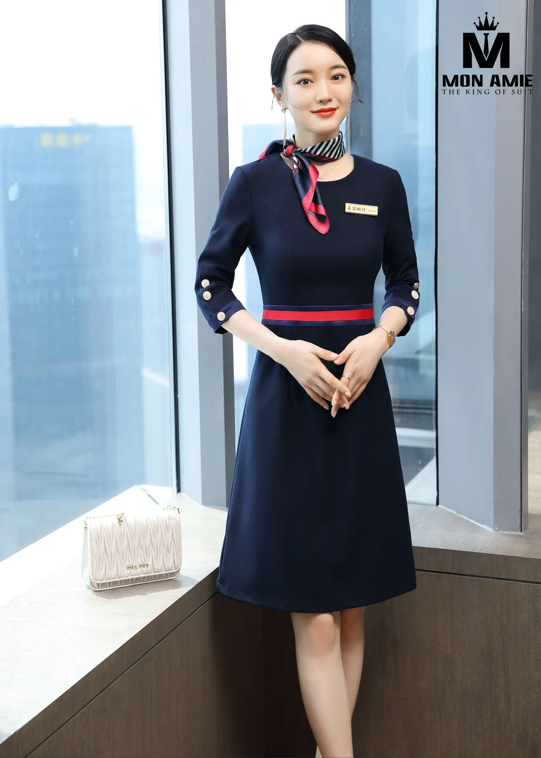 Đầm navy đai đỏ, khăn cổ tiếp viên PN1931 — 1/14