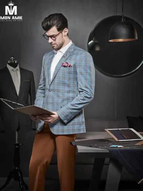 Blazer caro xanh da trời, quần nâu cam — D667